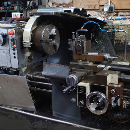 A picture of our large capacity manual lathe to demonstrate the types of machinery we have in our workshop.